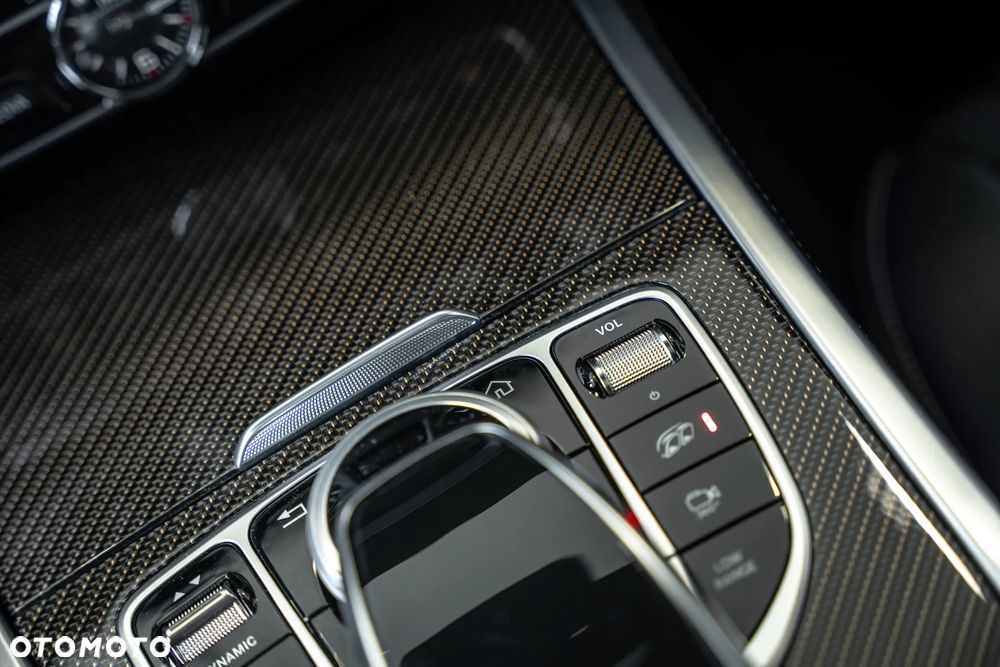 Mercedes-Benz Klasa G AMG 63 AMG Speedshift 9G-TRONIC AMG Grand Edition - 32