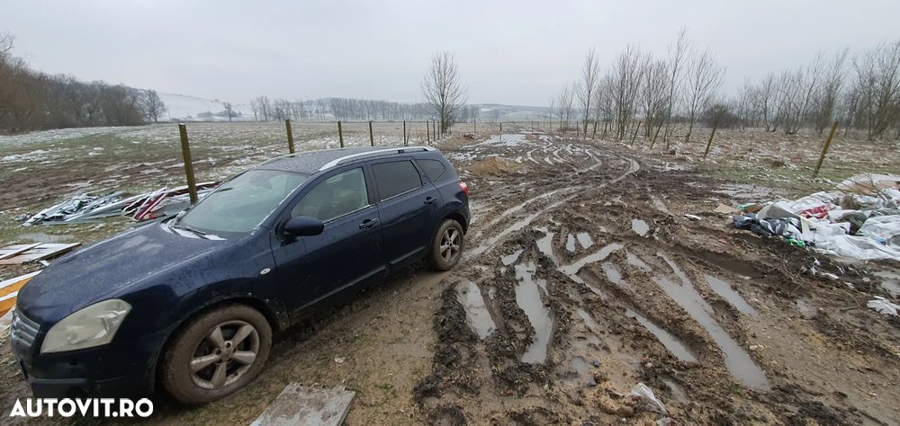 Nissan Qashqai+2 - 2