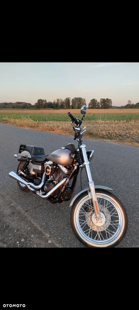 Harley-Davidson Dyna Street Bob - 16