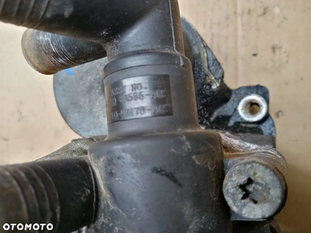 Pompa Vacum Wakum obudowa termostatu Ford Transit MK7 2.2 TDCI - 6