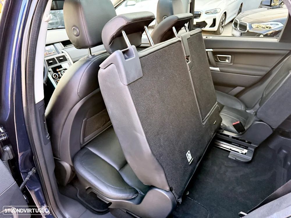 Land Rover Discovery Sport 2.2 SD4 HSE 7L Auto - 37