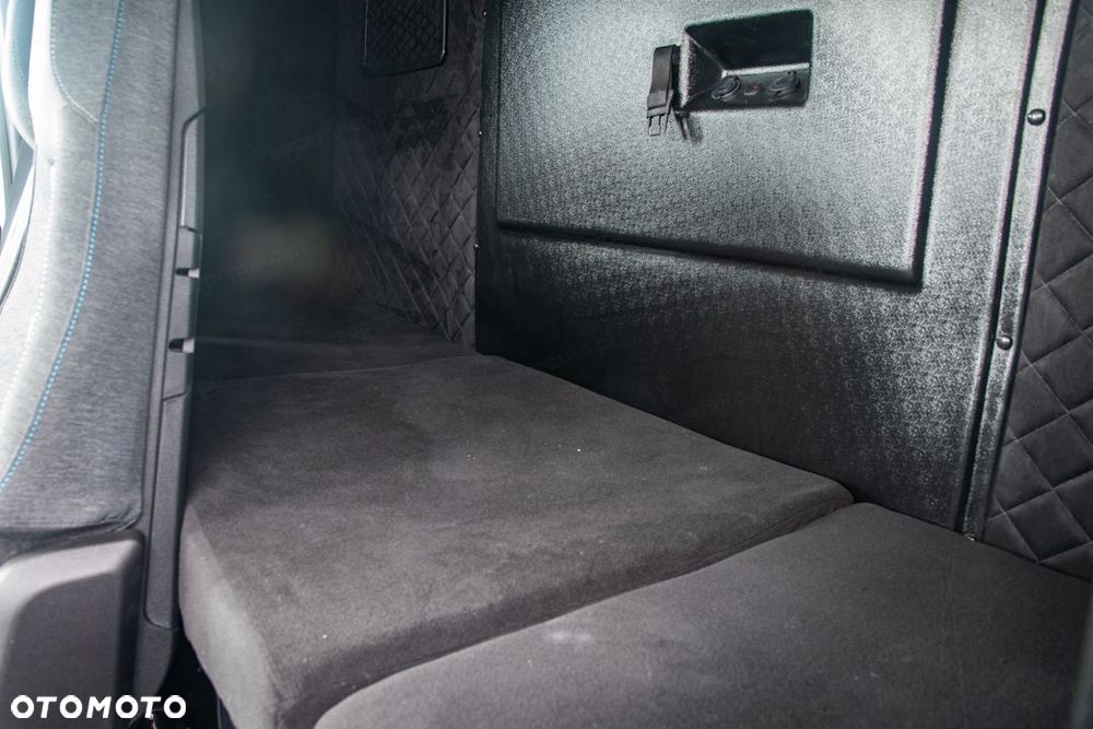 Renault Master L3 Zabudowa 10EP + Tył Spanie + Winda 2.0 170KM - 15