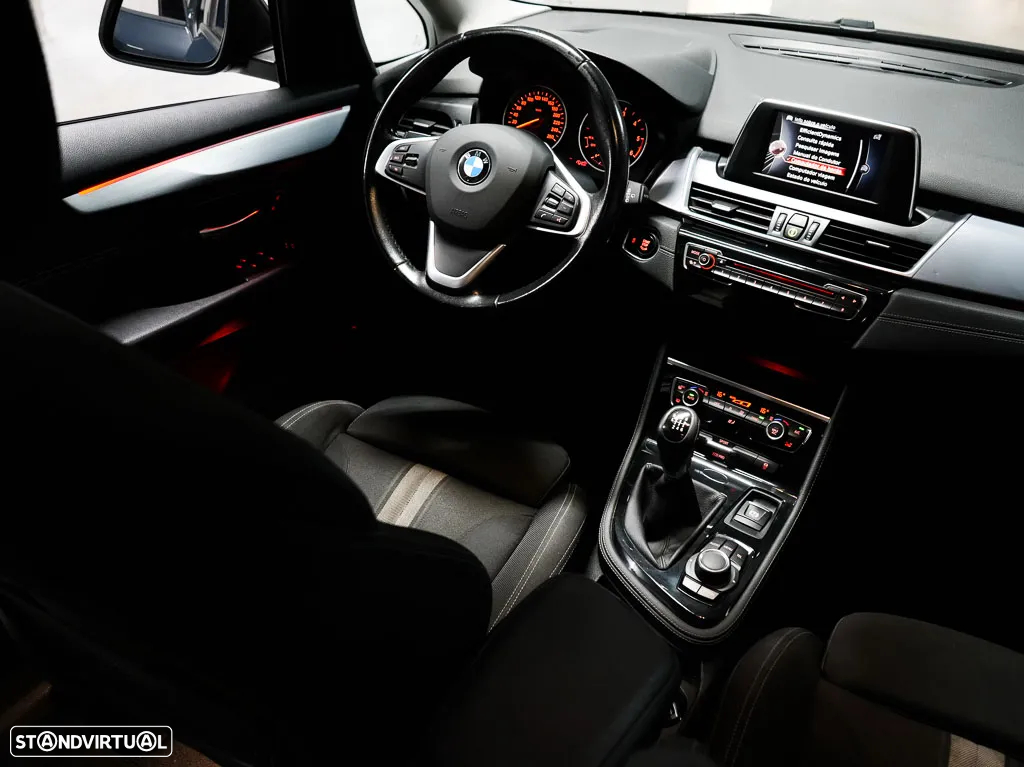 BMW 216 Gran Tourer d 7L Line Sport - 33