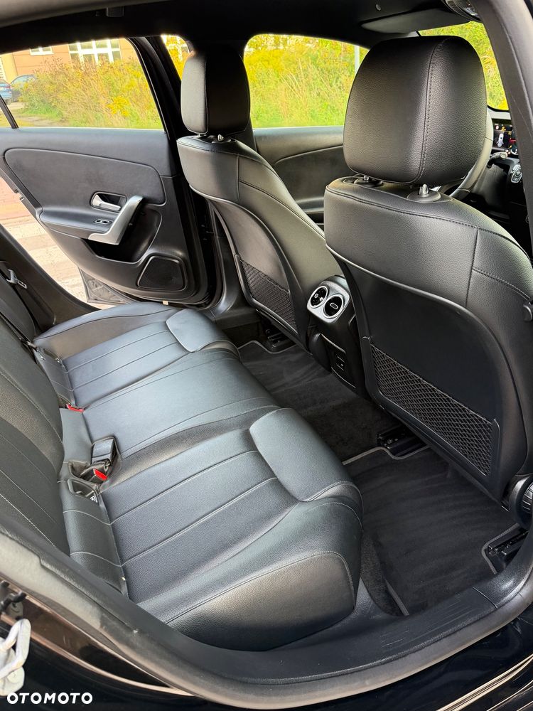 Mercedes-Benz Klasa A 180 d Style 8G-DCT - 20
