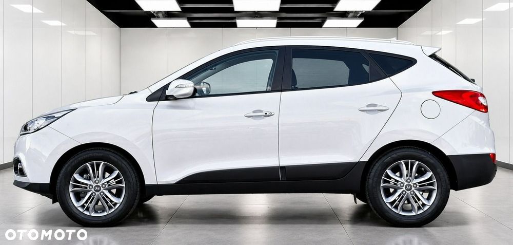 Hyundai ix35 2.0 CRDi 4WD Automatik Fifa World Cup Gold Edition - 8