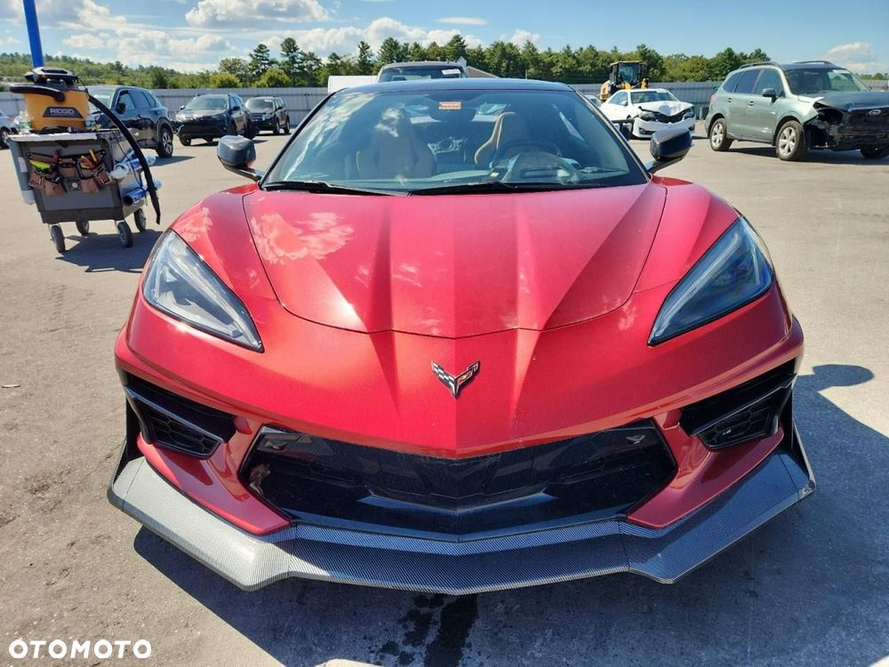 Chevrolet Corvette - 1