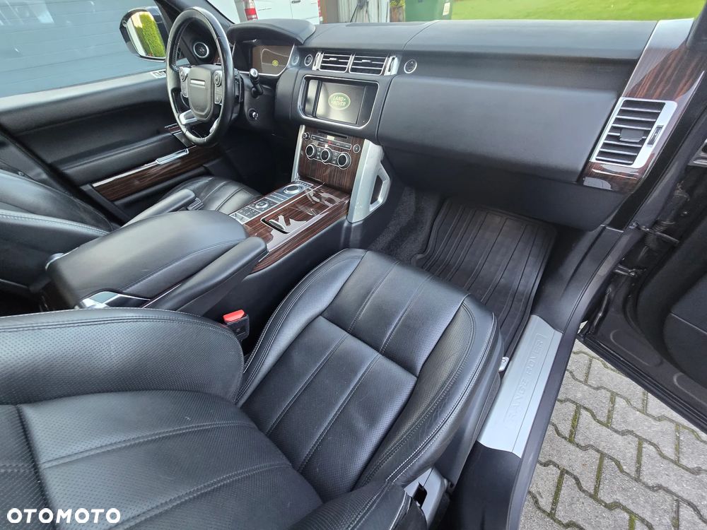 Land Rover Range Rover SDV6 Hybrid - 22