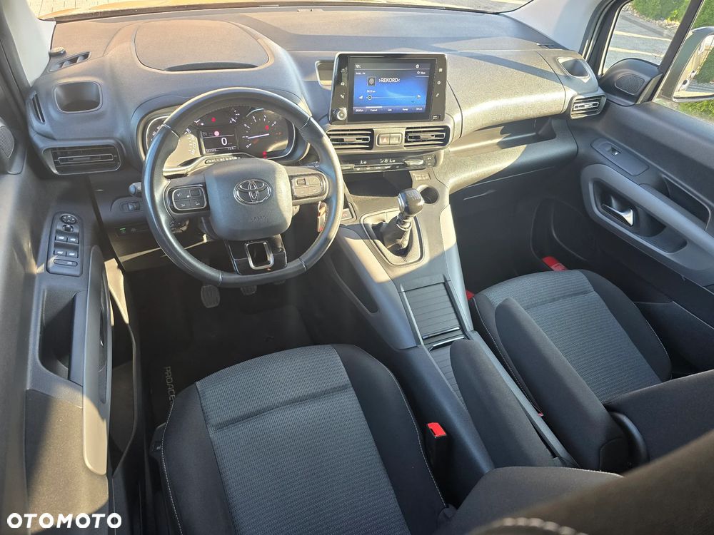Toyota Proace City Verso 1.5 D-4D Family - 12