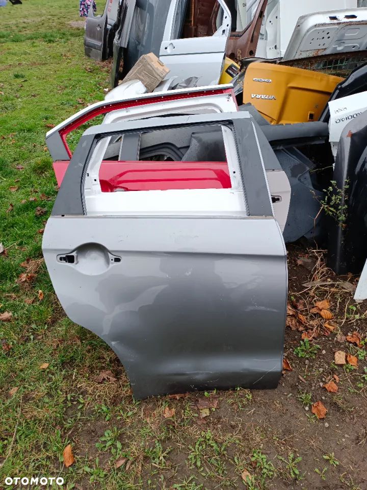 Drzwi tylne tył prawy Mitsubishi asx - 2