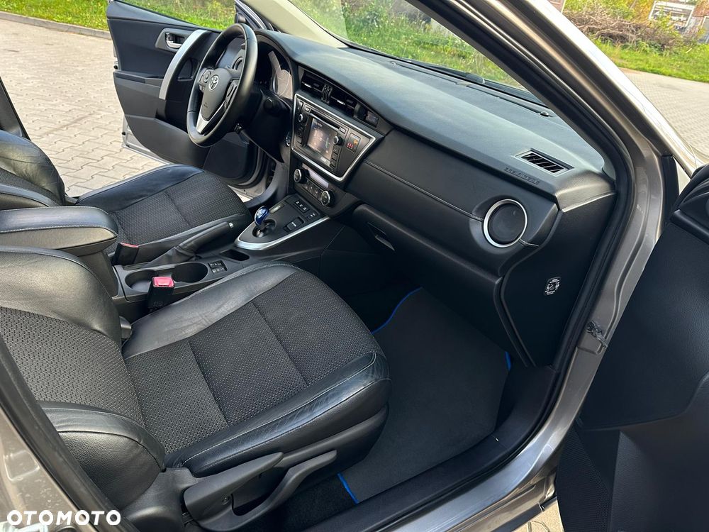Toyota Auris - 27