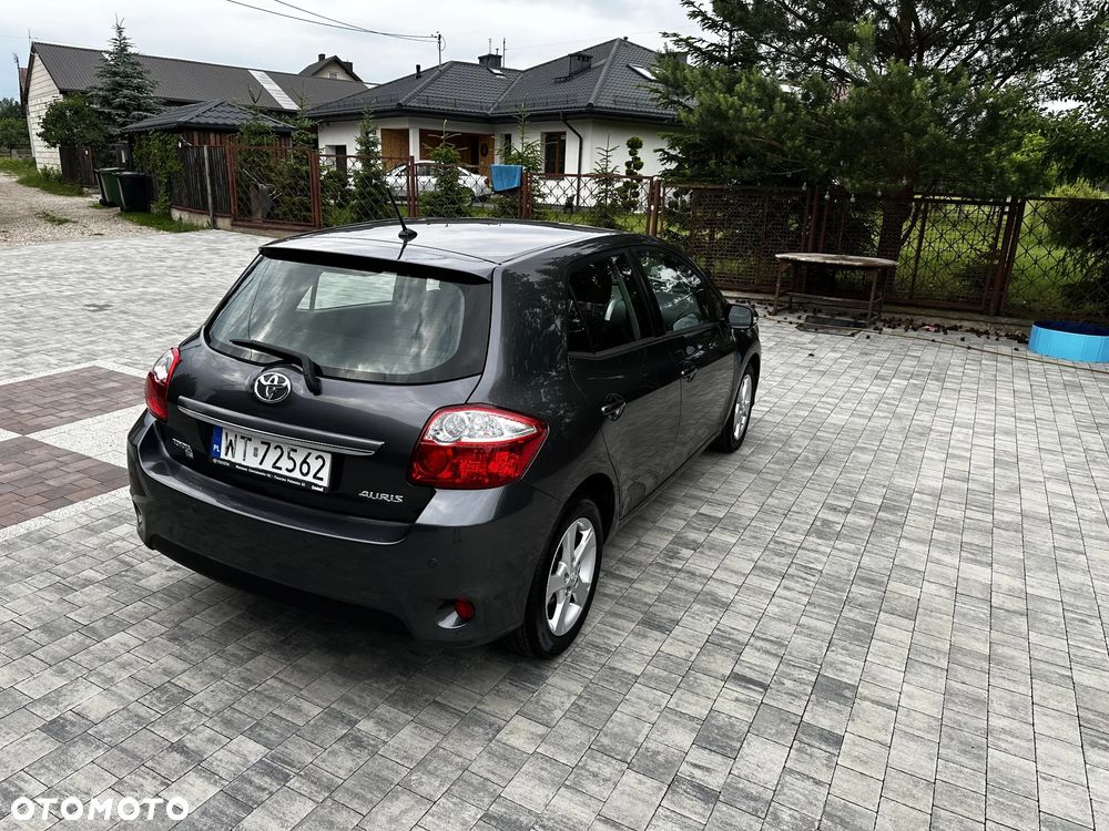 Toyota Auris 1.4 D-4D Premium - 5