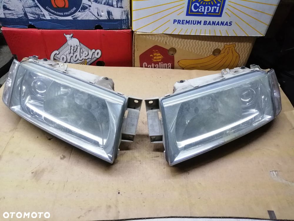 Skoda Octavia I Lift lampy przód komplet 1U1941015K 1U1941016K EU - 1