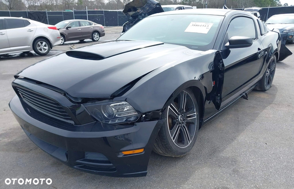 Ford Mustang 3.7 V6 Premium