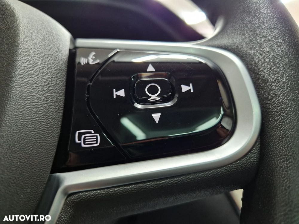 Volvo XC 60 B4 MHEV AWD Inscription - 14