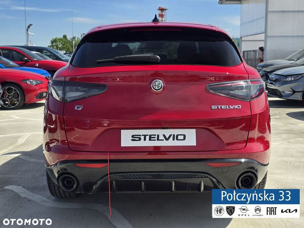 Alfa Romeo Stelvio - 26