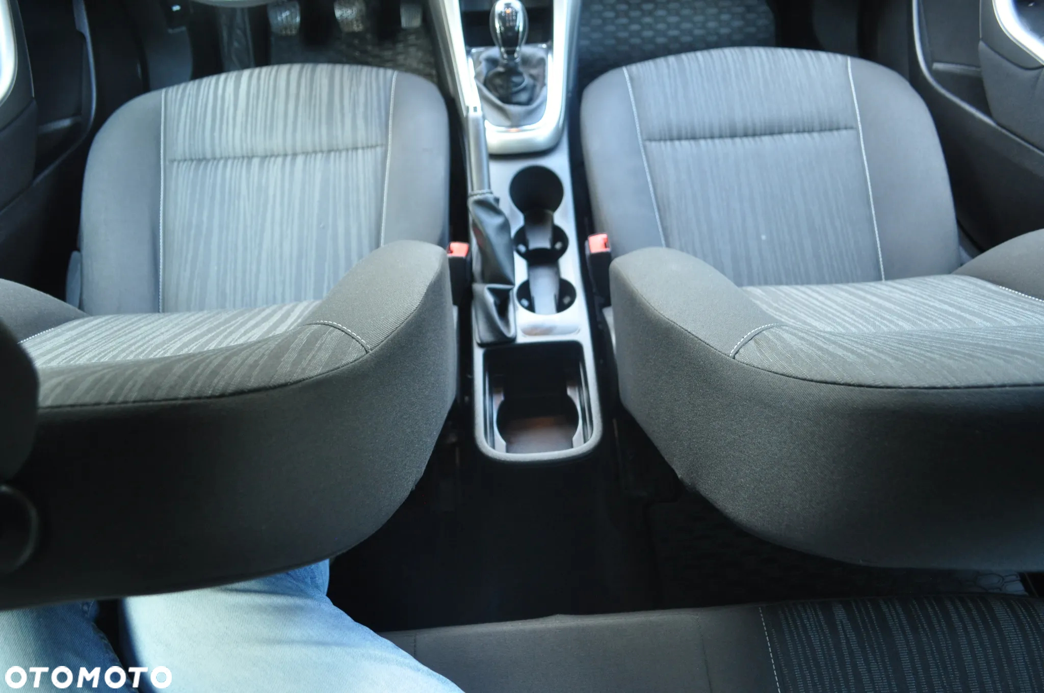Opel Astra 1.4 Turbo Cosmo - 26