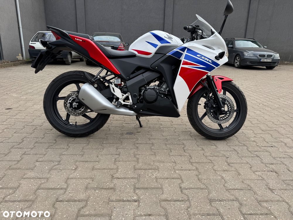 Honda CBR - 1