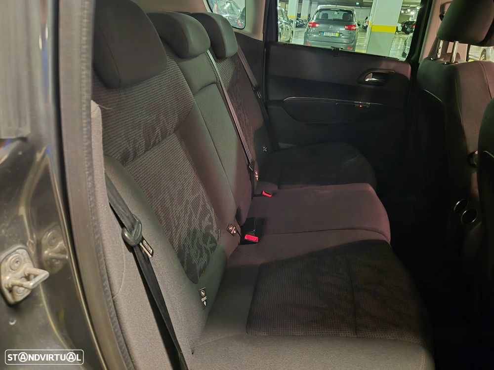 Peugeot 3008 1.6 HDi Active - 30