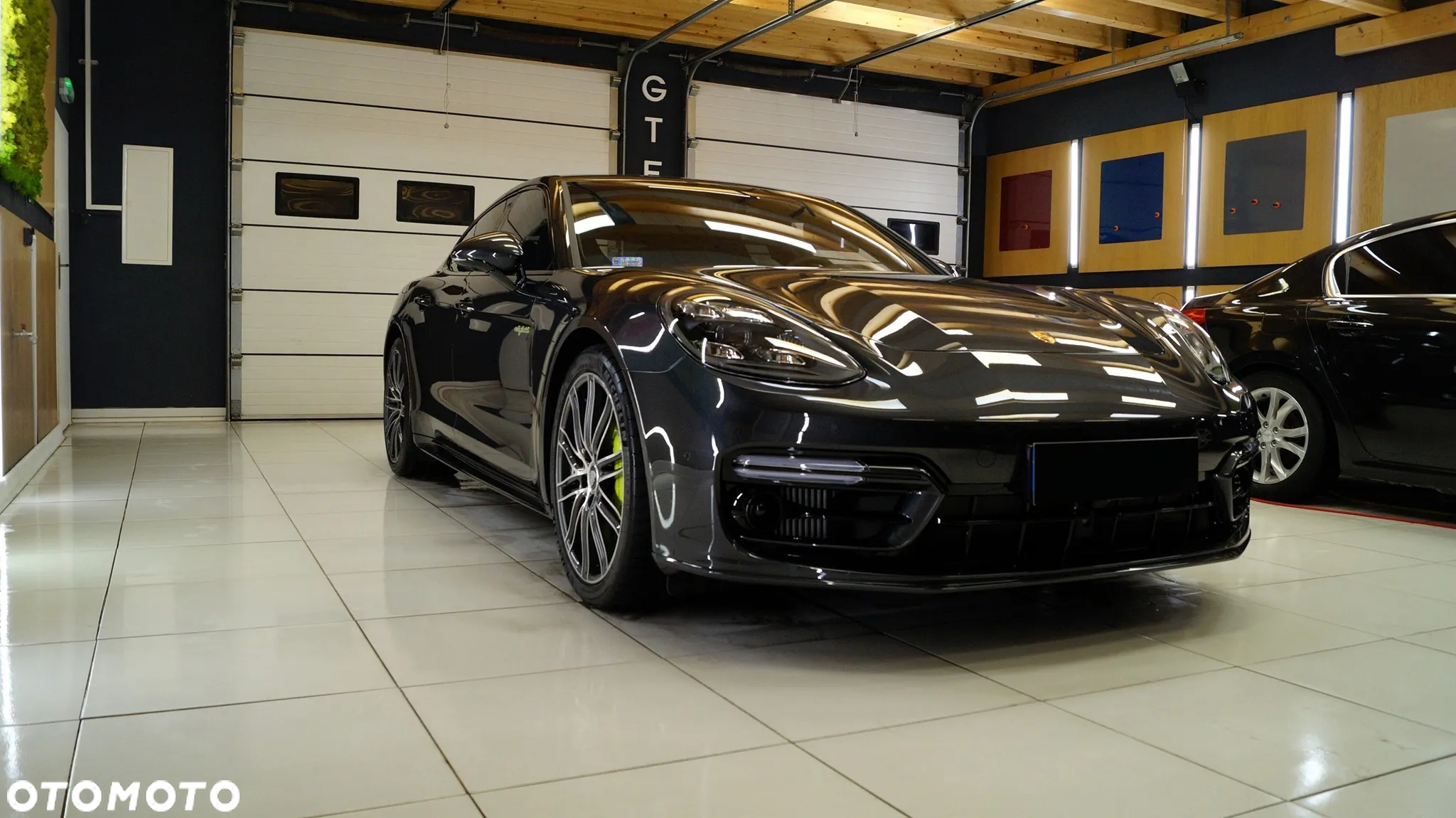 Porsche Panamera 4S E-Hybrid - 8