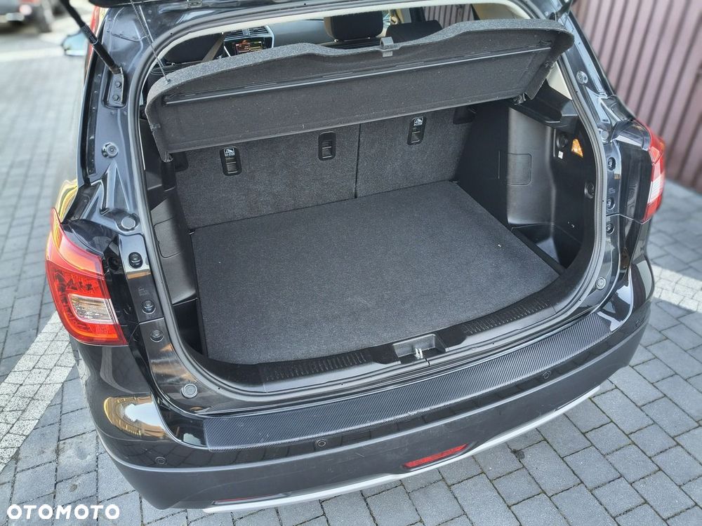 Suzuki SX4 S-Cross 1.4 Boosterjet Allgrip Comfort+ - 35