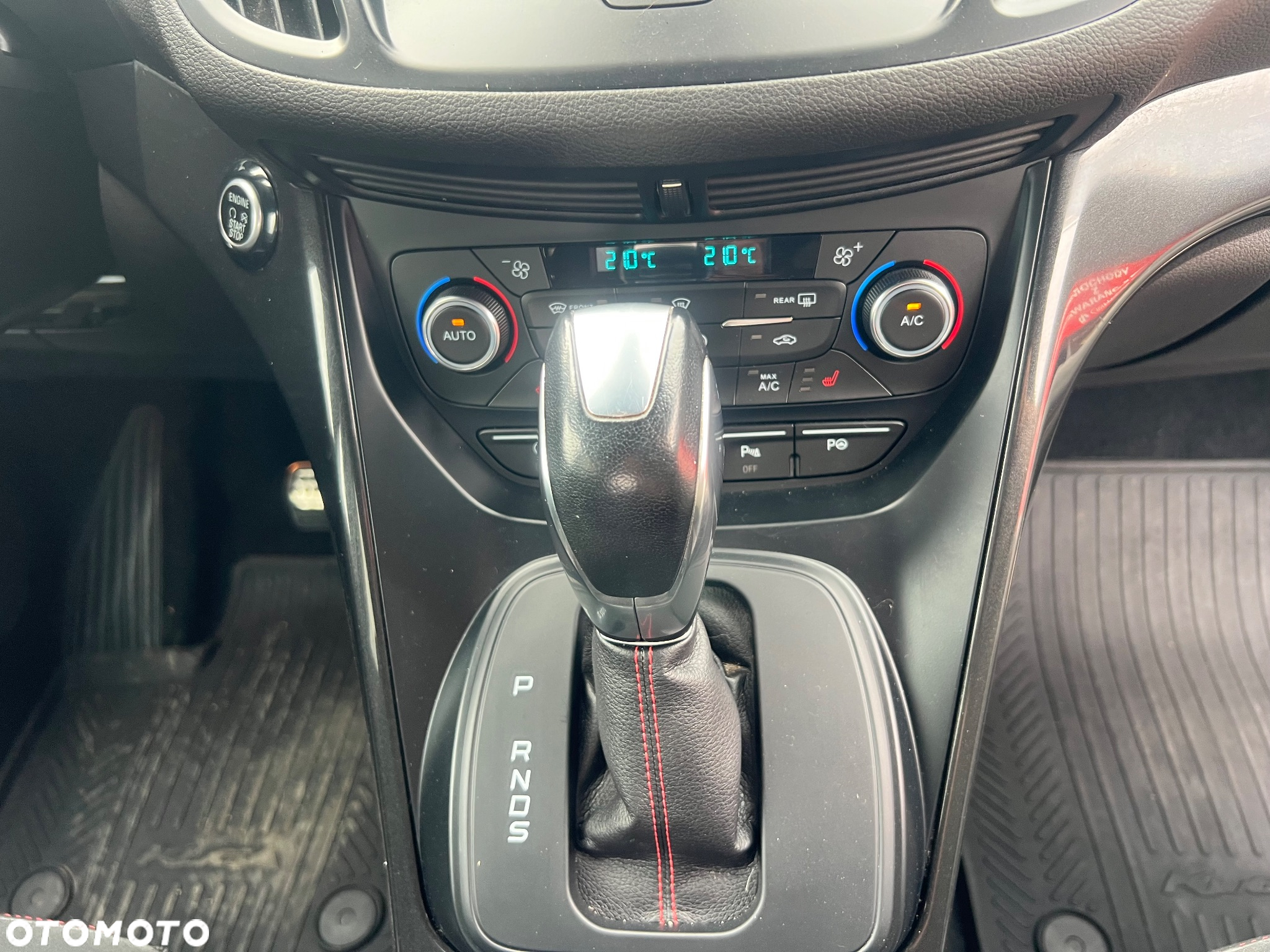 Ford Kuga 2.0 TDCi 4x4 ST-Line - 11