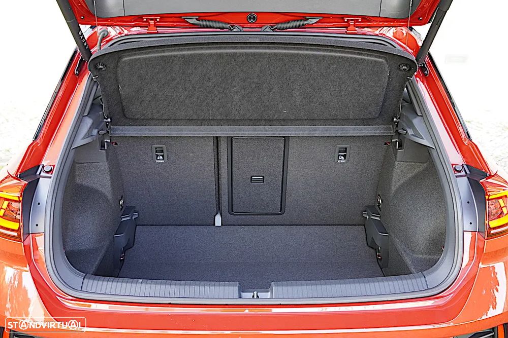 VW T-Roc 2.0 TDI R-Line DSG - 20