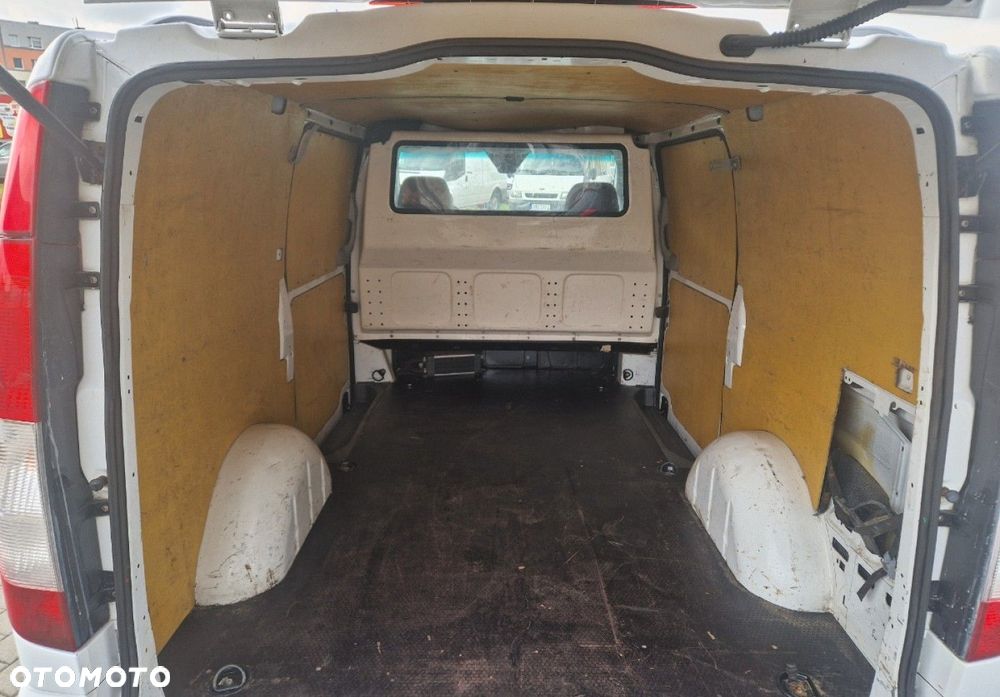 Mercedes-Benz Vito - 10