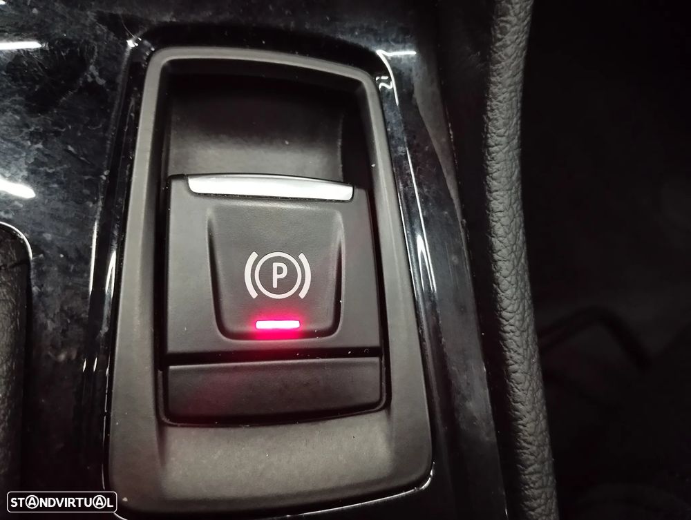 BMW 216 Gran Tourer d - 35