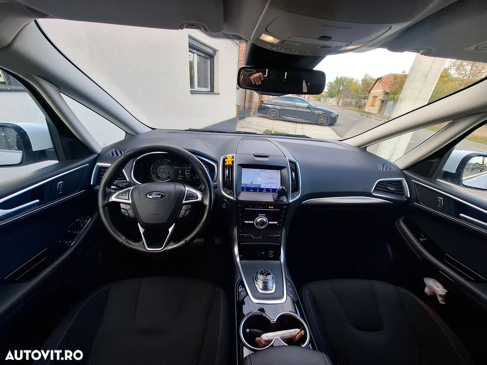 Ford S-Max 2020 photo 5