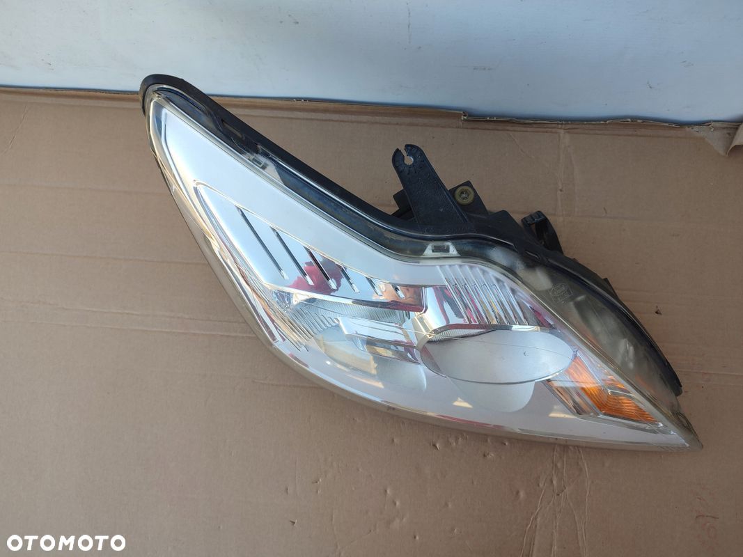 Lampa prawy przód FORD FOCUS MK2 LIFT EUROPA ORYGINAŁ 8M51-13W029-AF - 1