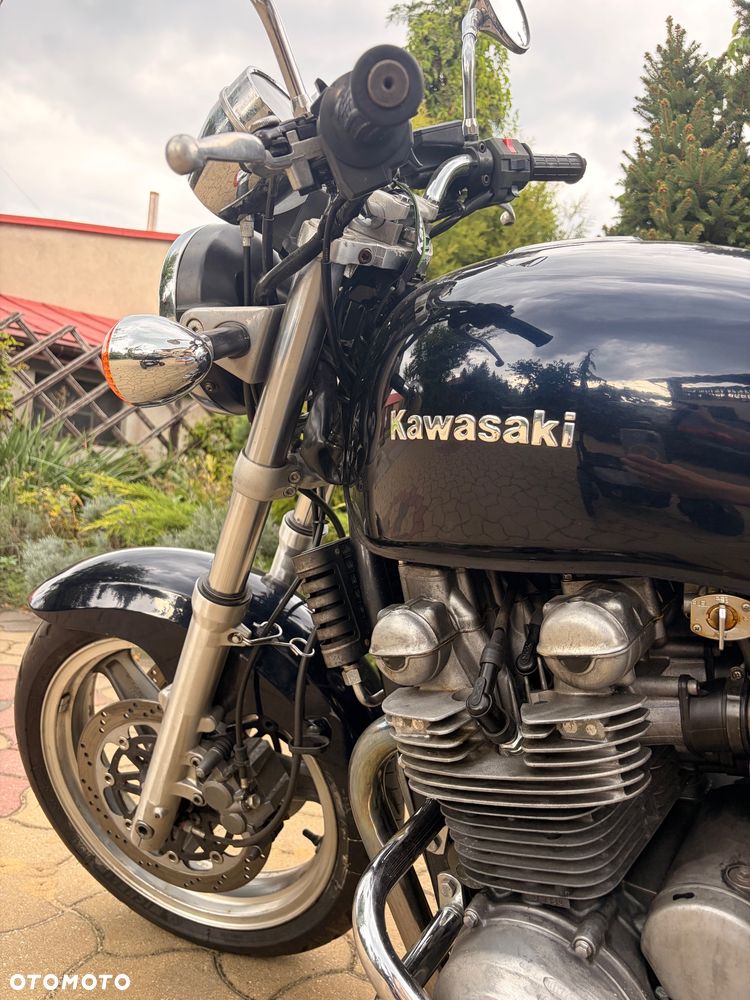 Kawasaki Zephyr - 7