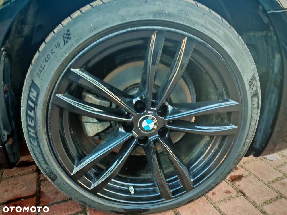 BMW Seria 5 520d Sport Line - 22