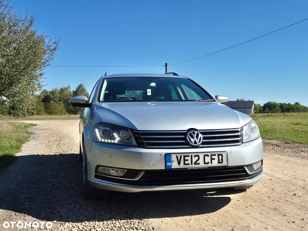 Volkswagen Passat - 22