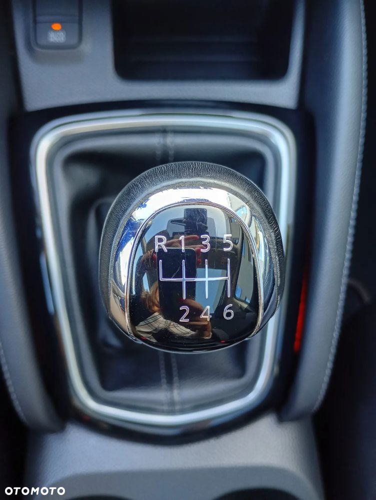 Nissan Qashqai 1.3 DIG-T N-Connecta EU6d - 16