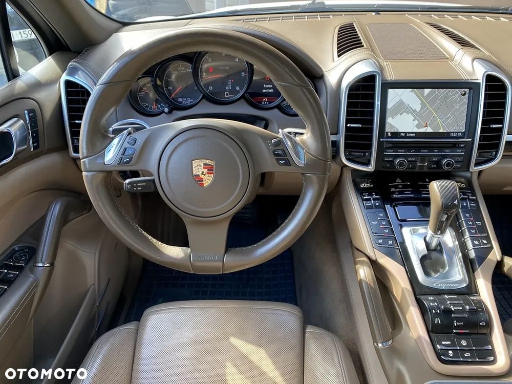 Porsche Cayenne Diesel Platinum Edition - 29