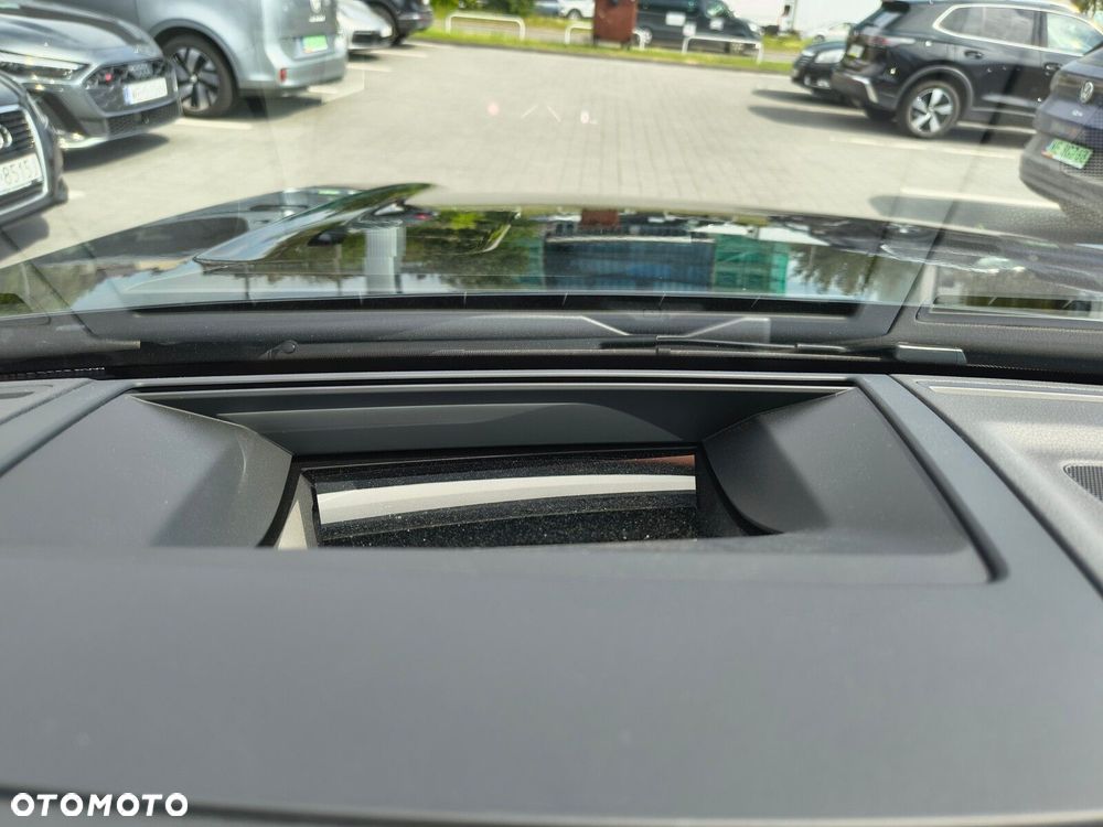 Volkswagen Touareg - 21