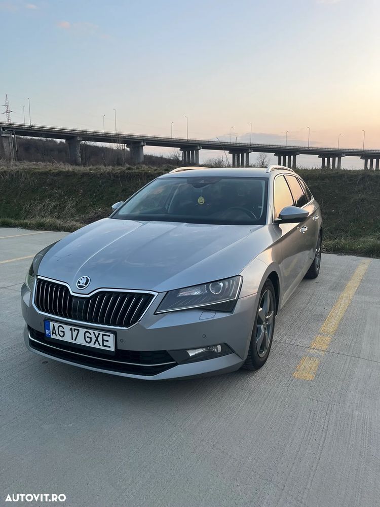 Skoda Superb 2.0 TDI DSG Style - 27