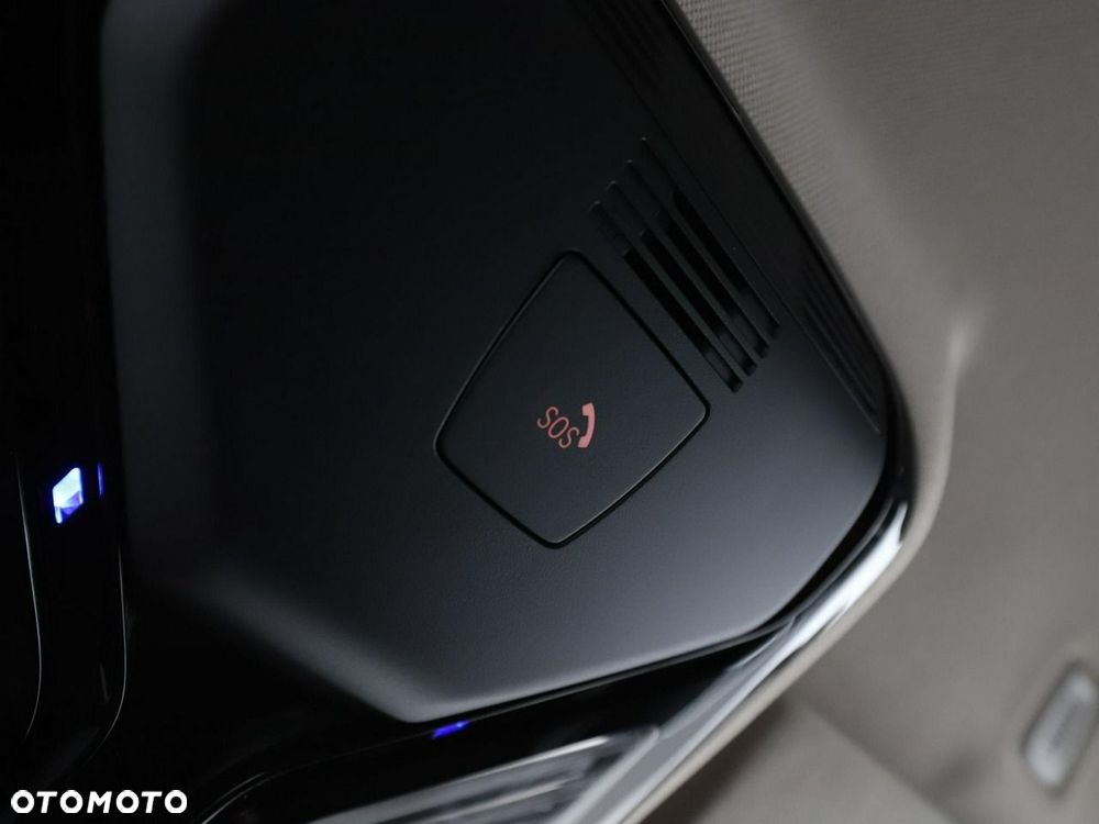 BMW Seria 5 520d - 38