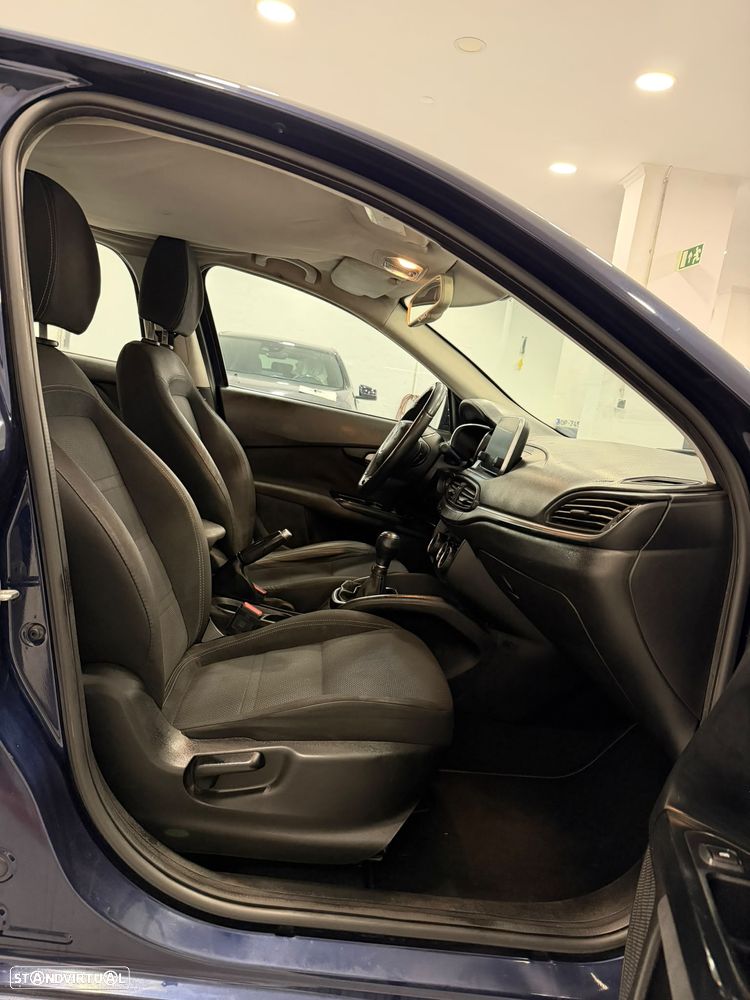Fiat Tipo 1.3 M-Jet Lounge Tech J17 - 10