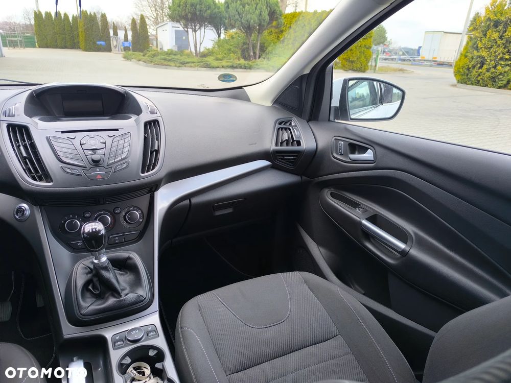 Ford Kuga 2.0 TDCi 4WD Trend - 24