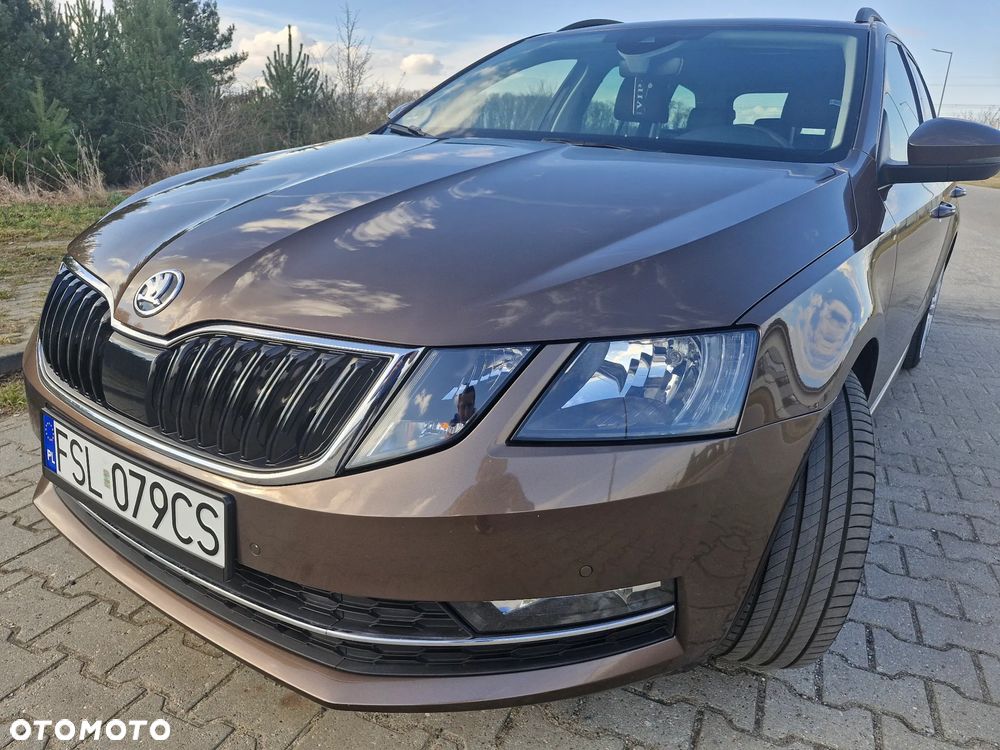 Skoda Octavia 2.0 TDI SCR Clever DSG - 12