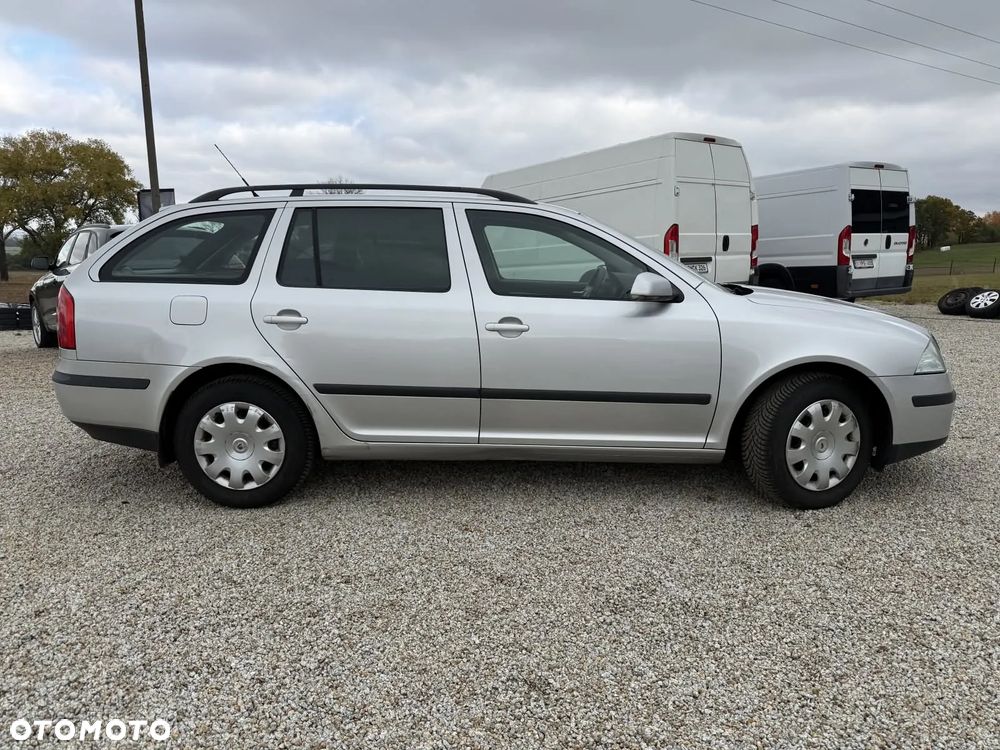 Skoda Octavia 2006 photo 3