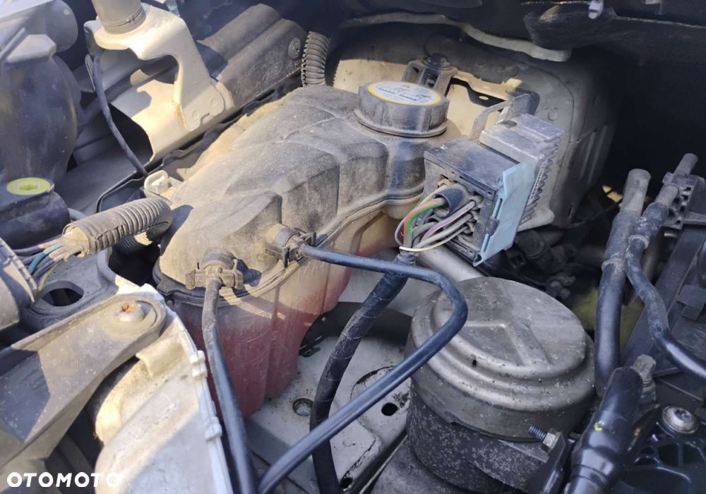 Ford S-Max - 23