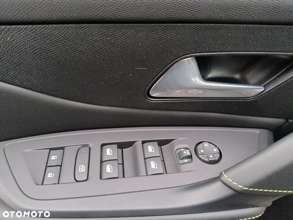 Peugeot 408 1.2 PureTech GT S&S EAT8 - 30