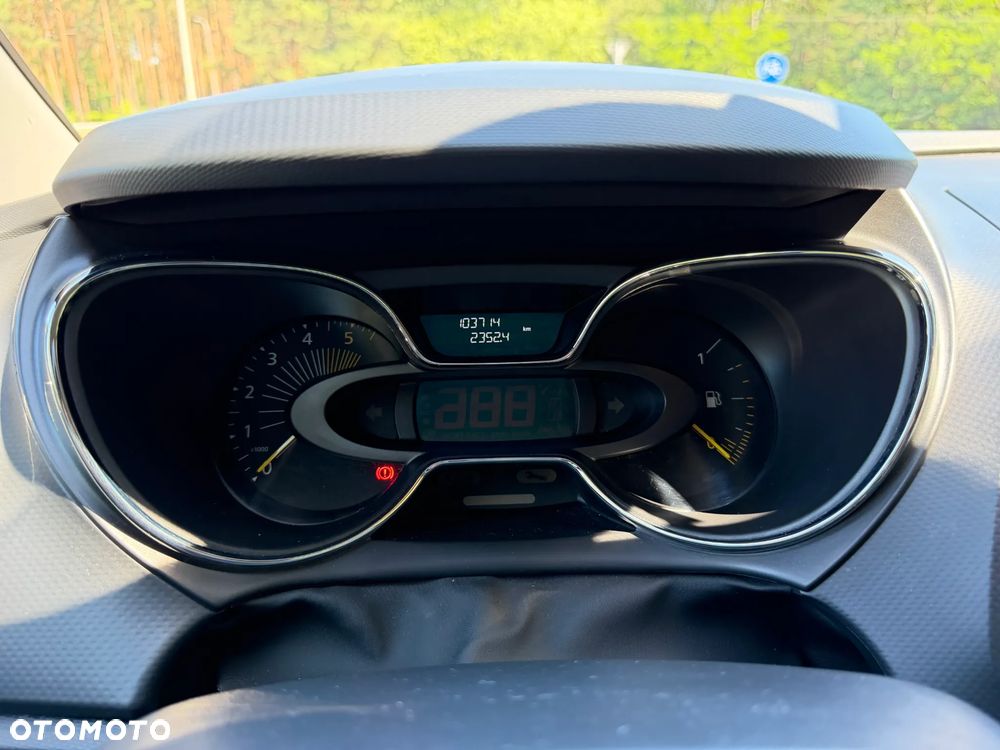 Renault Captur 1.5 dCi Energy Life EU6 - 16