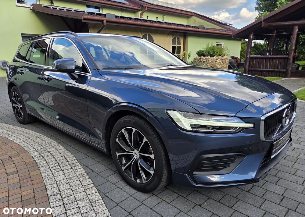 Volvo V60 B3 B DKG Momentum Pro - 13