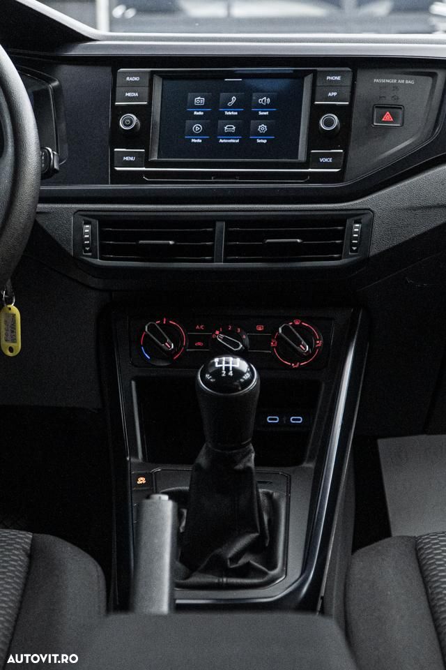 Volkswagen Polo 1.0 Comfortline - 5