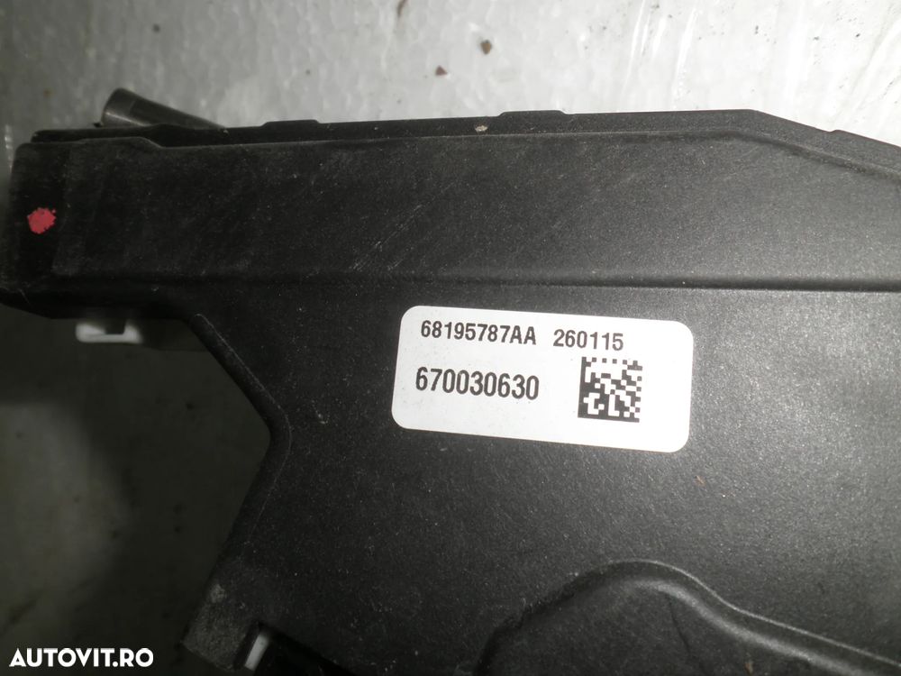 Broasca dreapta fata Maserati Ghibli 2016 670030630 - 3