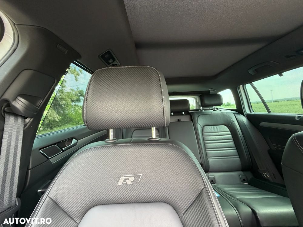 Volkswagen Passat 2.0 TDI SCR 4Motion DSG Elegance - 14