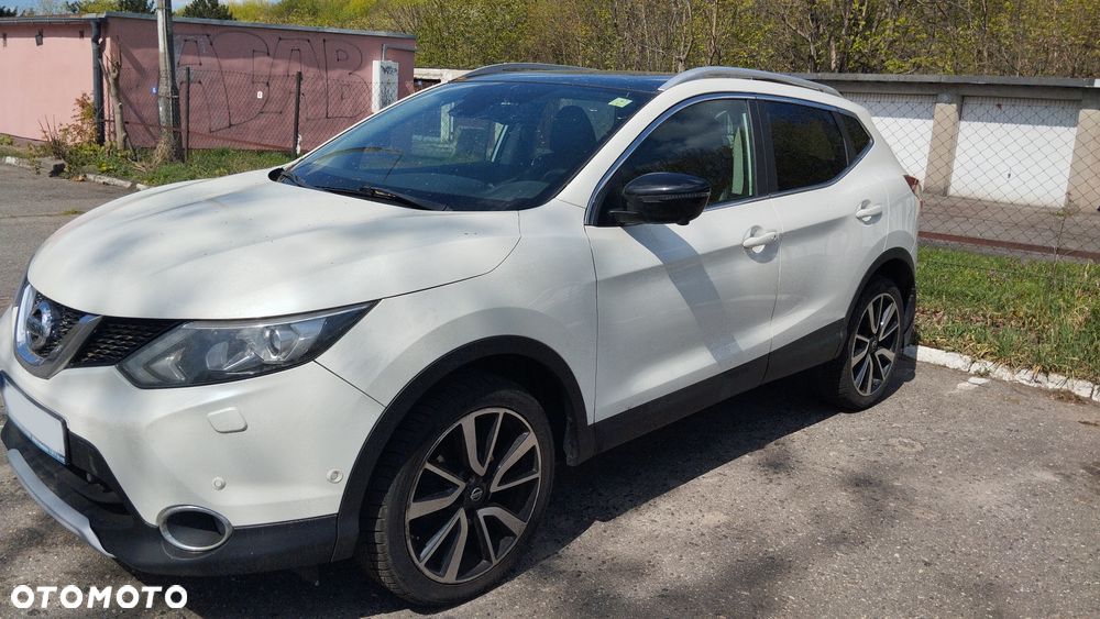 Nissan Qashqai 1.2 DIG-T Xtronic TEKNA - 2